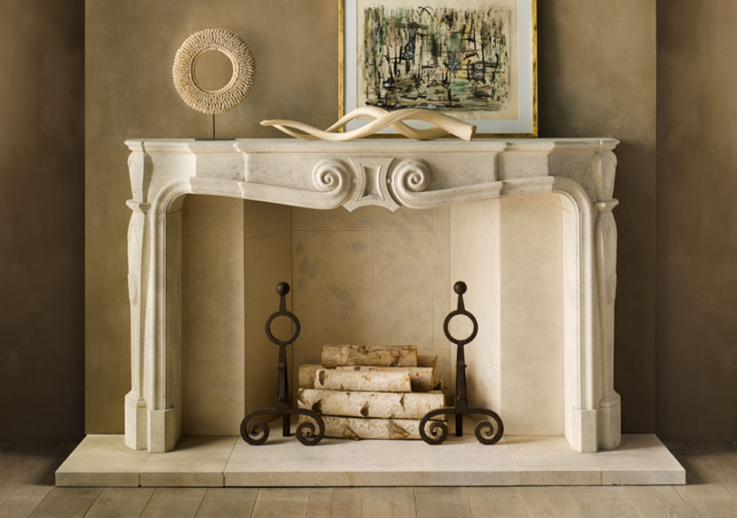 Bespoke Mantel in Bianco Avorio